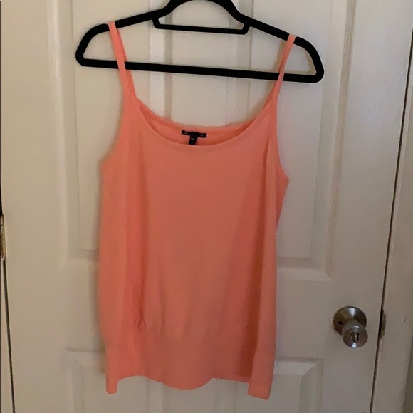 Gap tank top - Picture 1 of 2